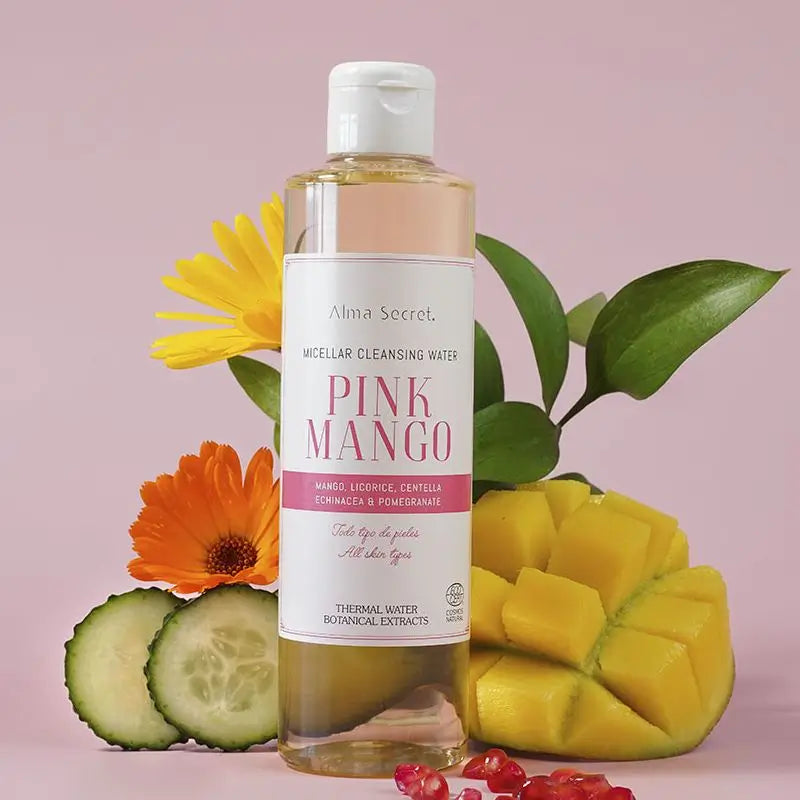 Alma Secret Pink Mango Eau micellaire à la mangue, à la réglisse, à la centella et à la grenade