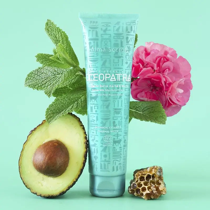 Alma Secret Cleopatra-Heel Moisturiser avec du lait d'ânesse, de l'avocat et de la menthe